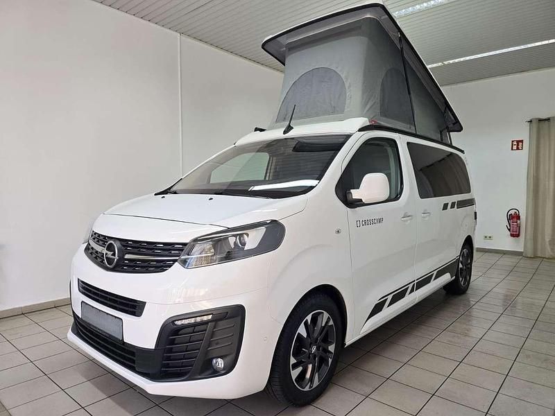 Weiß Gebraucht 2021 Opel Zafira Life Edition Van | 44.990 € - Bild 1/4