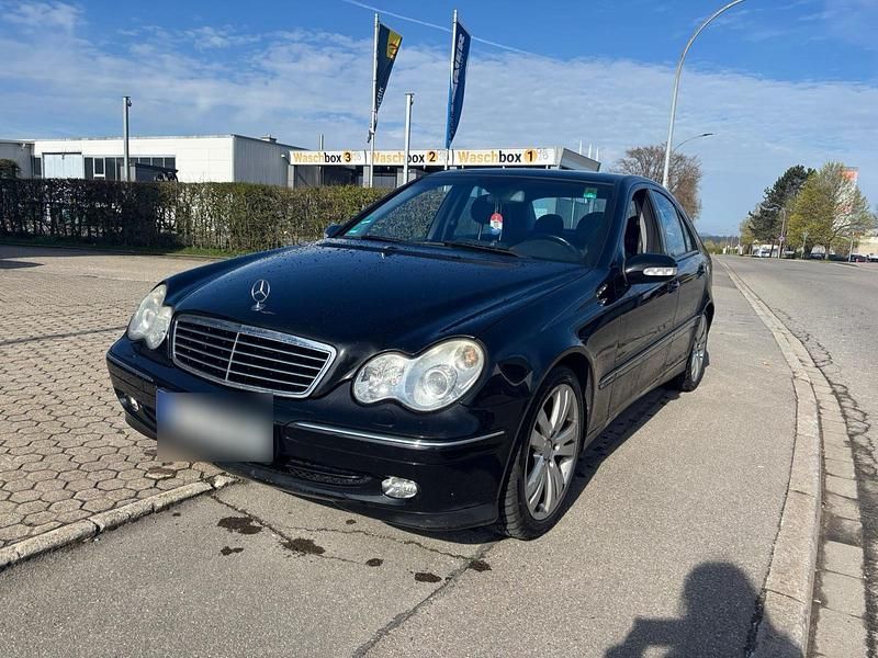 Gebraucht Mercedes C180 143 PS (105 kW) 2004 Schwarz Limousine