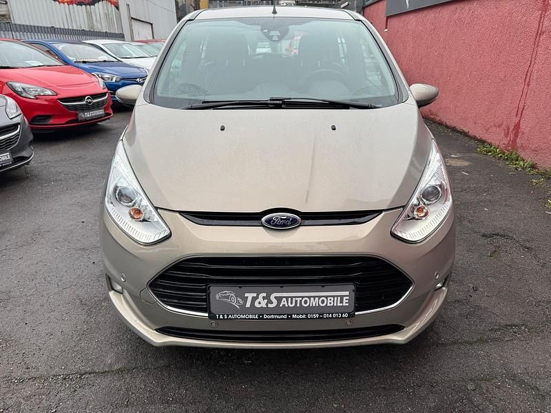 Second-hand Ford B-MAX Titanium 101 CP (74 kW) 2013 Auriu Monovolum
