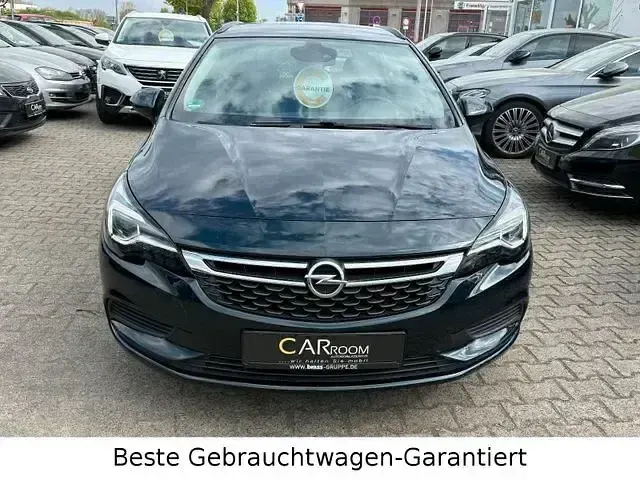 Gebraucht Opel Astra Business 160 PS (117 kW) 2018 Grün Kombi