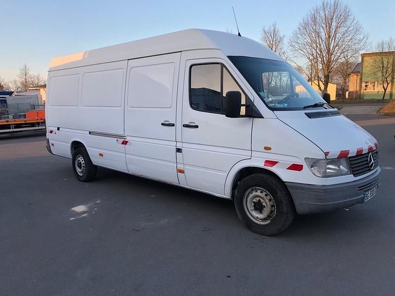 Gebraucht Mercedes Sprinter 100 PS (73 kW) 1999 Van