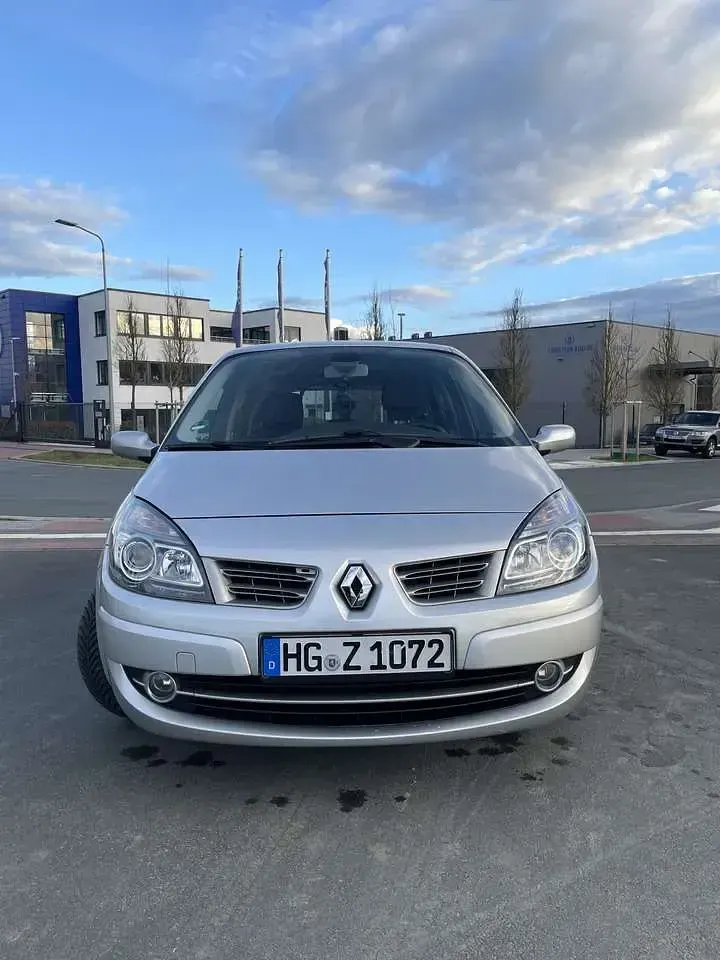Gebraucht Renault Scénic III Avantage 111 PS (81 kW) 2009 Van / Kleinbus