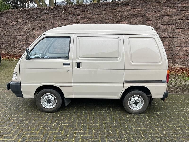 Gebraucht Piaggio Porter 65 PS (47 kW) 2000 Beige Van