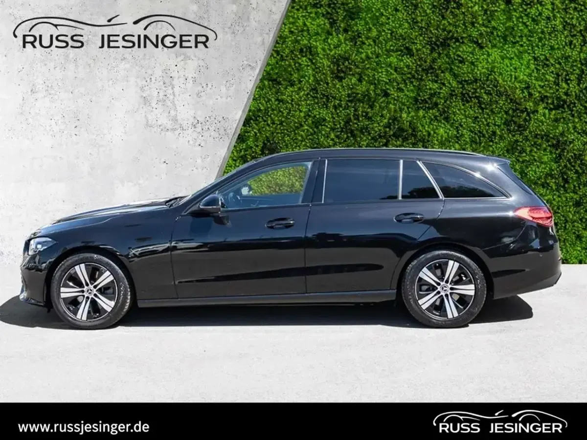 Gebraucht Mercedes C220 Avantgarde 200 PS (147 kW) 2023 Schwarz Limousine