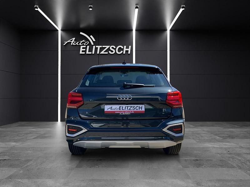 Neu Audi Q2 Advanced 150 PS (110 kW) 2026 Manhattangrau metallic SUV
