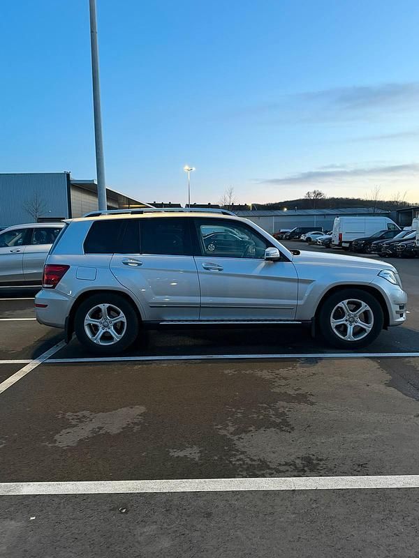 Gebraucht Mercedes GLK220 170 PS (125 kW) 2013 Silber SUV