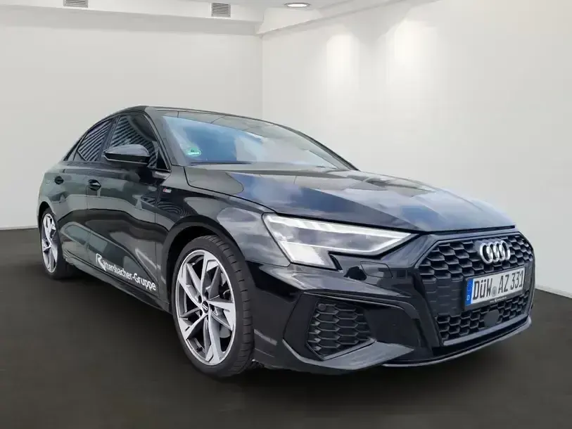 Gebraucht Audi A3 S-Line 150 PS (110 kW) 2021 Mythosschwarz metallic Limousine