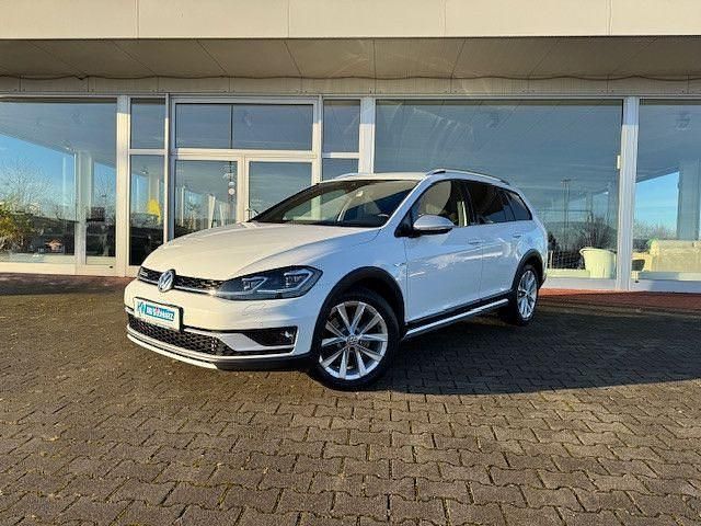 Weiß Gebraucht 2019 VW Golf VII Kombi | 21.970 € (Fairer Preis) - Bild 1/4