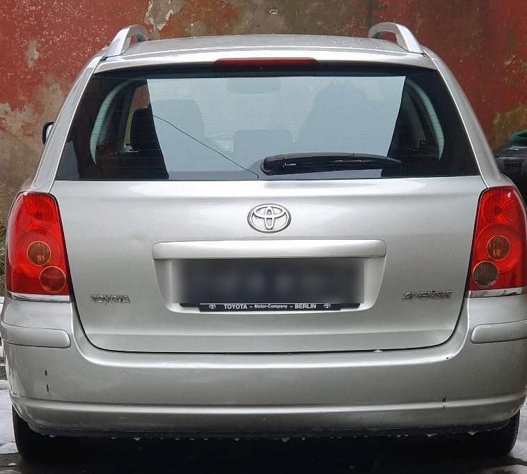 Gebraucht Toyota Avensis 2004 Grau Kombi
