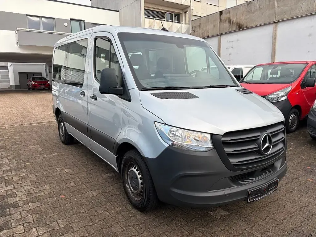 Używany Mercedes Sprinter 143 KM (105 kW) 2020 Srebrny Van