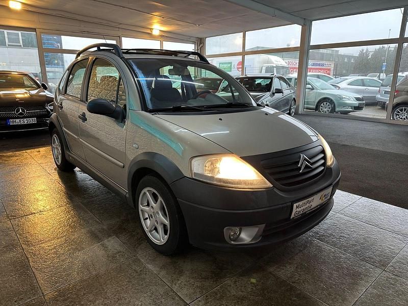 Gebraucht Citroën C3 88 PS (64 kW) 2003 Beige Limousine