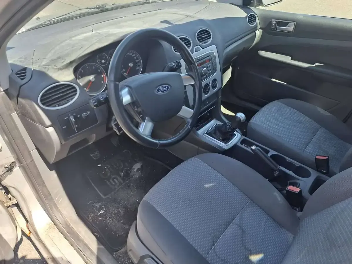 Gebraucht Ford Focus Ambiente 101 PS (74 kW) 2007 Silber Kombi