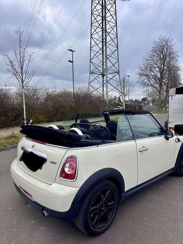 Gebraucht Mini One Cabriolet 98 PS (72 kW) 2015 Cabrio