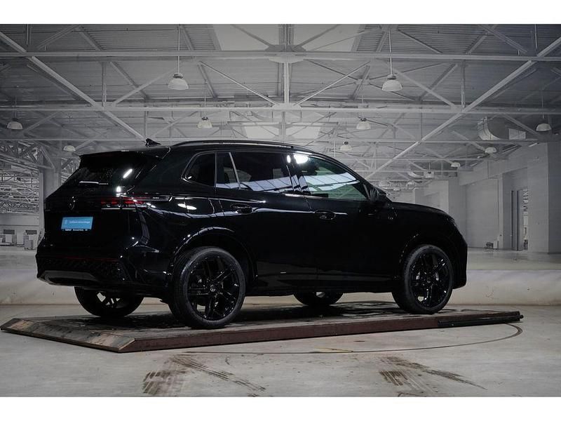 Gebraucht VW Tiguan Style 193 PS (141 kW) 2025 Grenadillschwarz metallic SUV