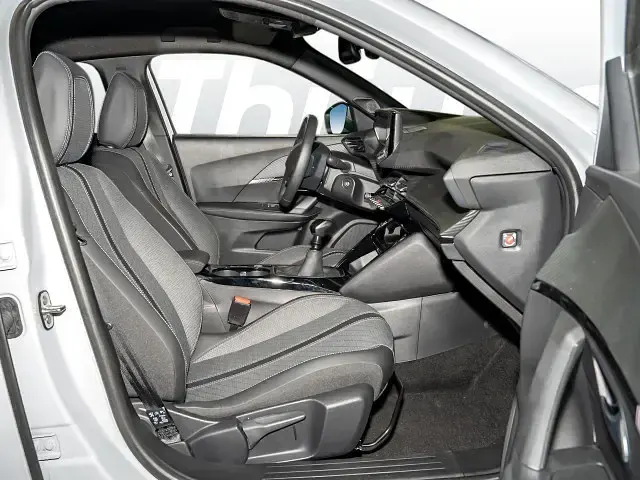 Gebraucht Peugeot 2008 Allure 131 PS (96 kW) 2025 Weiß SUV