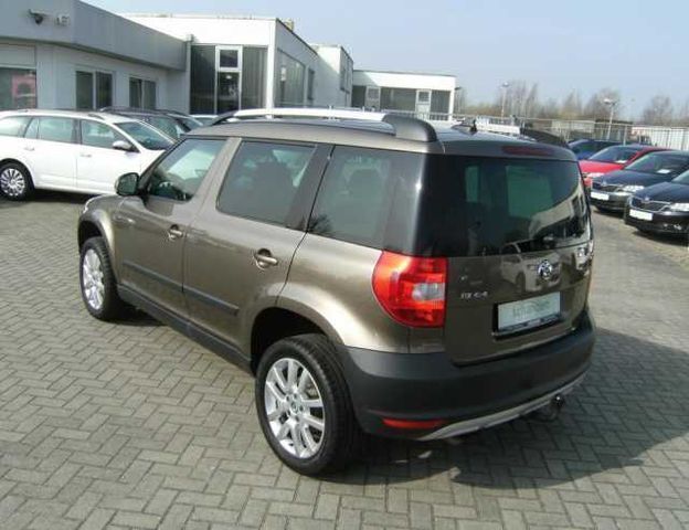 Gebraucht Skoda Yeti Experience 110 PS (80 kW) 2011 Braun metallic SUV