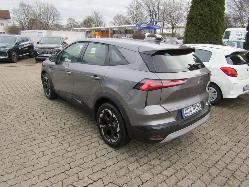 Neu Mitsubishi L Diamant Edition 141 PS (103 kW) 2025 Grau SUV