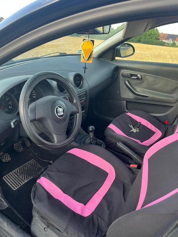 Gebraucht Seat Ibiza 85 PS (62 kW) 2007 Schwarz Kleinwagen