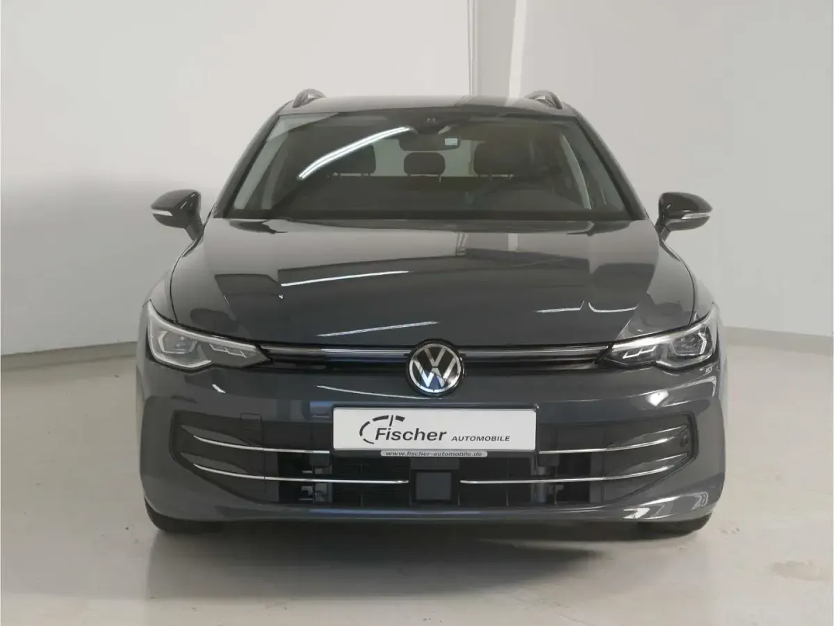 Gebraucht VW Golf VIII Goal 150 PS (110 kW) 2025 Delfingrau metallic Kombi