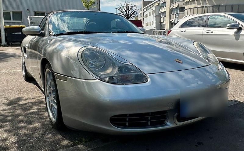 Second-hand Porsche Boxster 252 CP (185 kW) 2001 Argintiu Cabrio