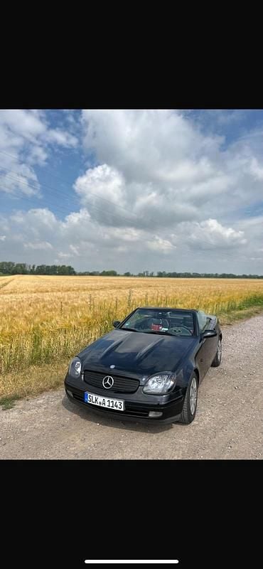 Gebraucht Mercedes SLK200 136 PS (100 kW) 1997 Schwarz Cabrio