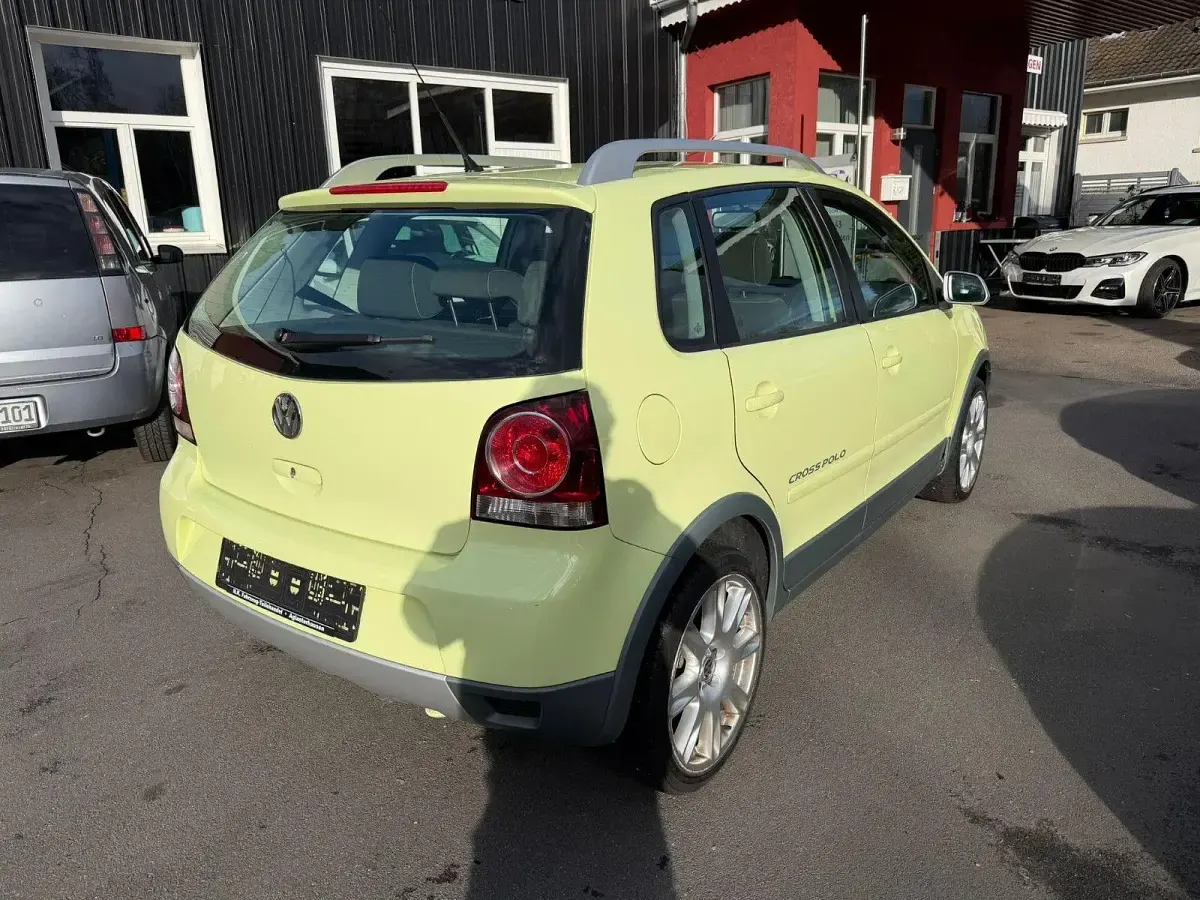 Gebraucht VW Polo Cross 75 PS (55 kW) 2006 Grün Kleinwagen