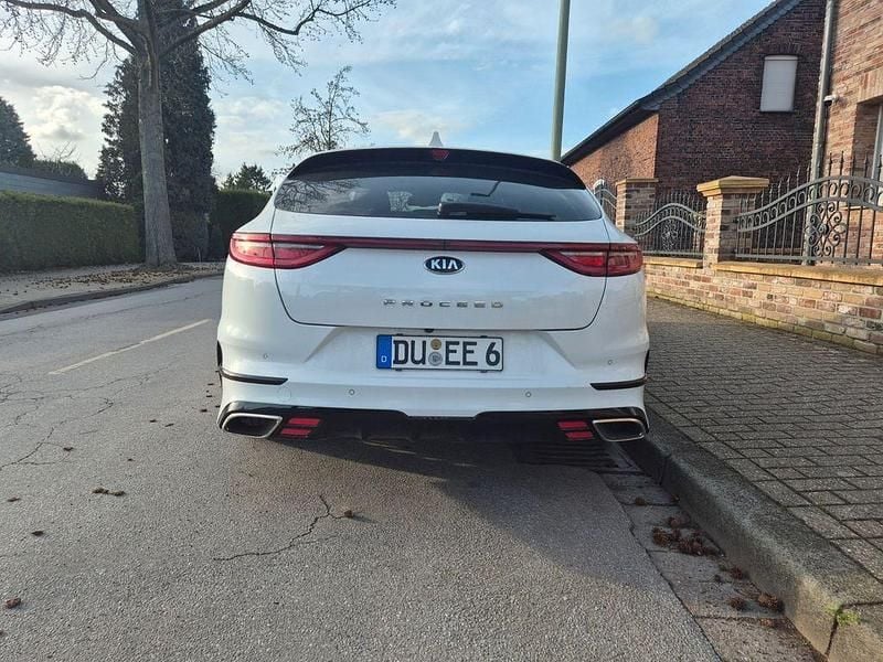 Gebraucht Kia ProCeed GT 204 PS (150 kW) 2019 Weiß Kombi
