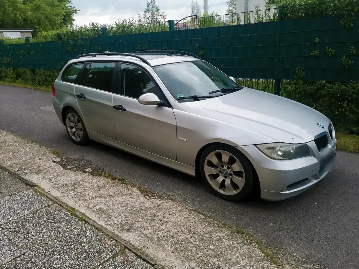 Używany BMW 320 163 KM (119 kW) 2005 Srebrny Kombi
