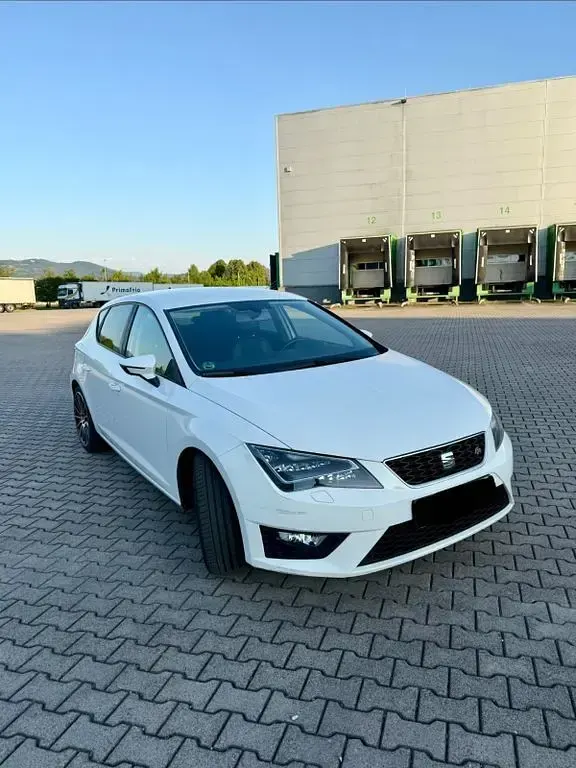 Gebraucht Seat Leon FR 122 PS (89 kW) 2014 Weiß Limousine