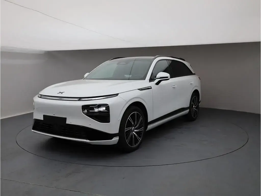 Gebraucht XPENG G9 AWD Performance 422 kW (575 PS) 2026 Weiß SUV