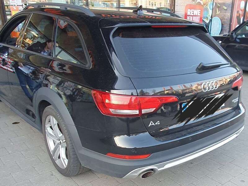 Schwarz Gebraucht 2019 Audi A4 Allroad Kombi | 26.400 € (Fairer Preis) - Bild 1/4