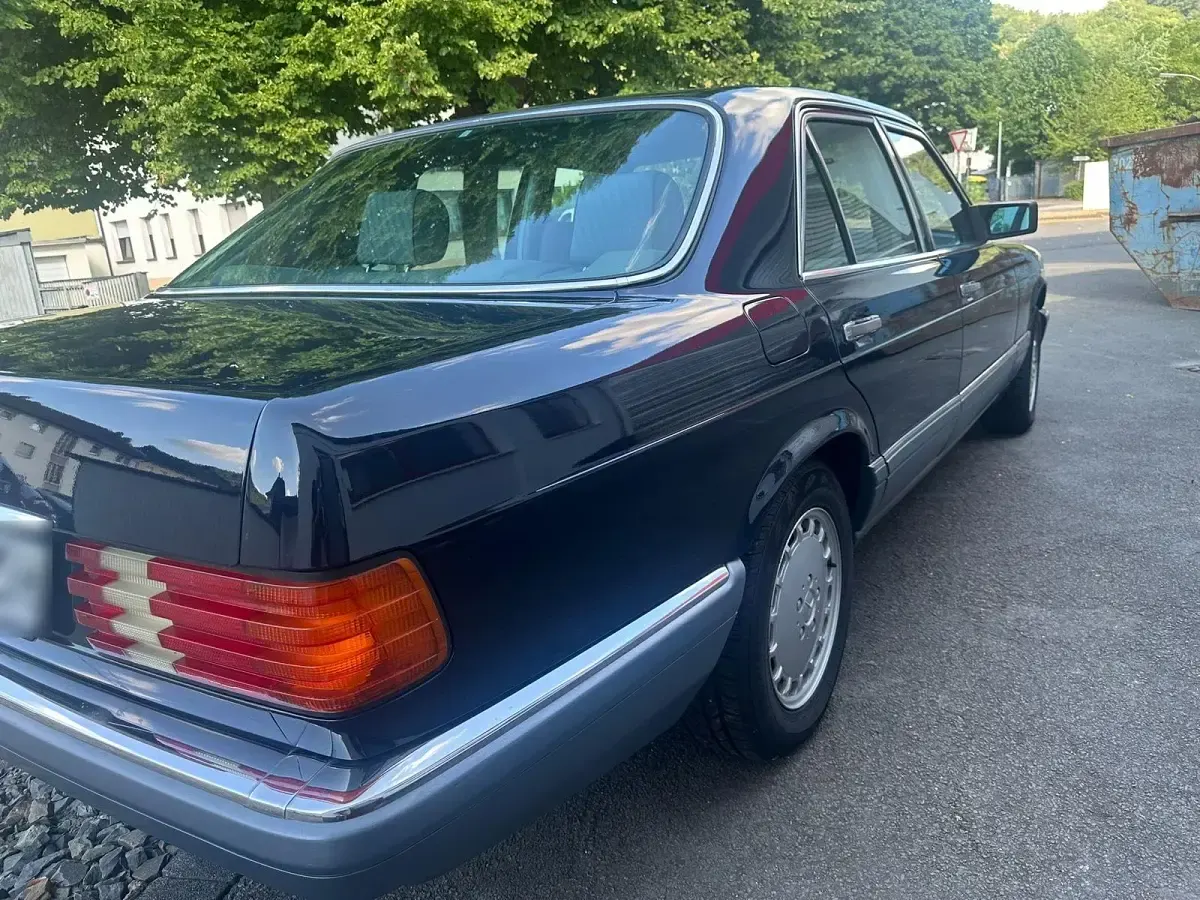 Gebraucht Mercedes 300 SE 176 PS (129 kW) 1986 Blau Limousine