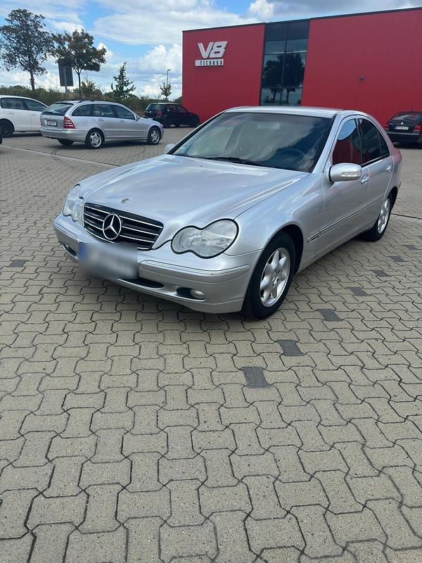 Silber Gebraucht 2000 Mercedes C180 Limousine | 2.200 € (Guter Preis) - Bild 1/4