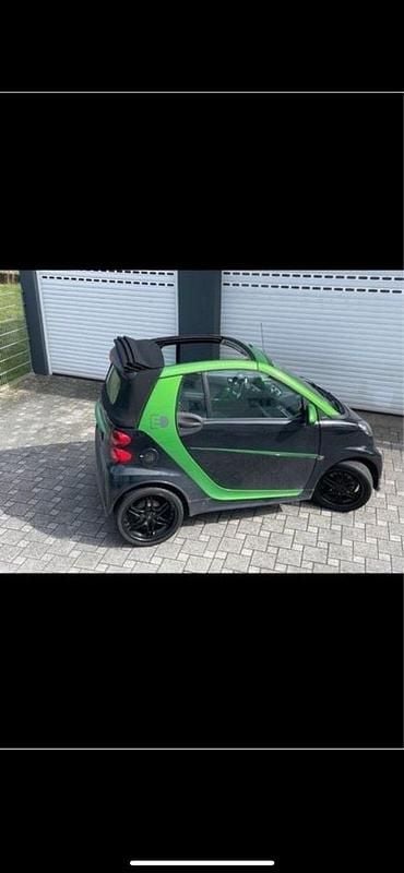 Gebraucht 2013 Smart ForTwo Cabrio Brabus Xclusive Cabrio | 8.100 € - Bild 1/4