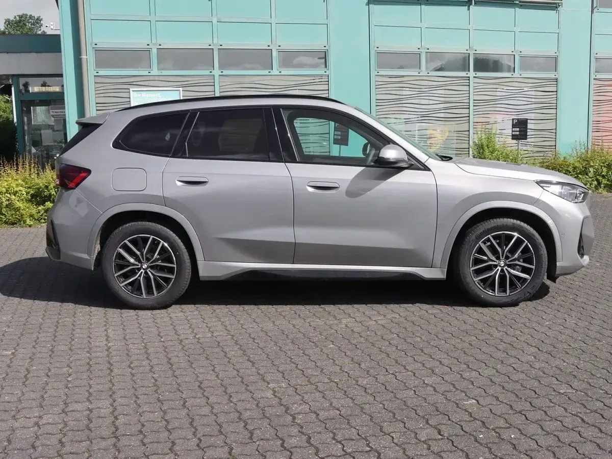 Gebraucht BMW X1 M Sport 136 PS (100 kW) 2025 Spacesilber SUV