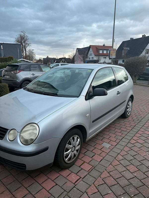Silber Gebraucht 2005 VW Polo Kleinwagen | 400 € (Superpreis) - Bild 1/4
