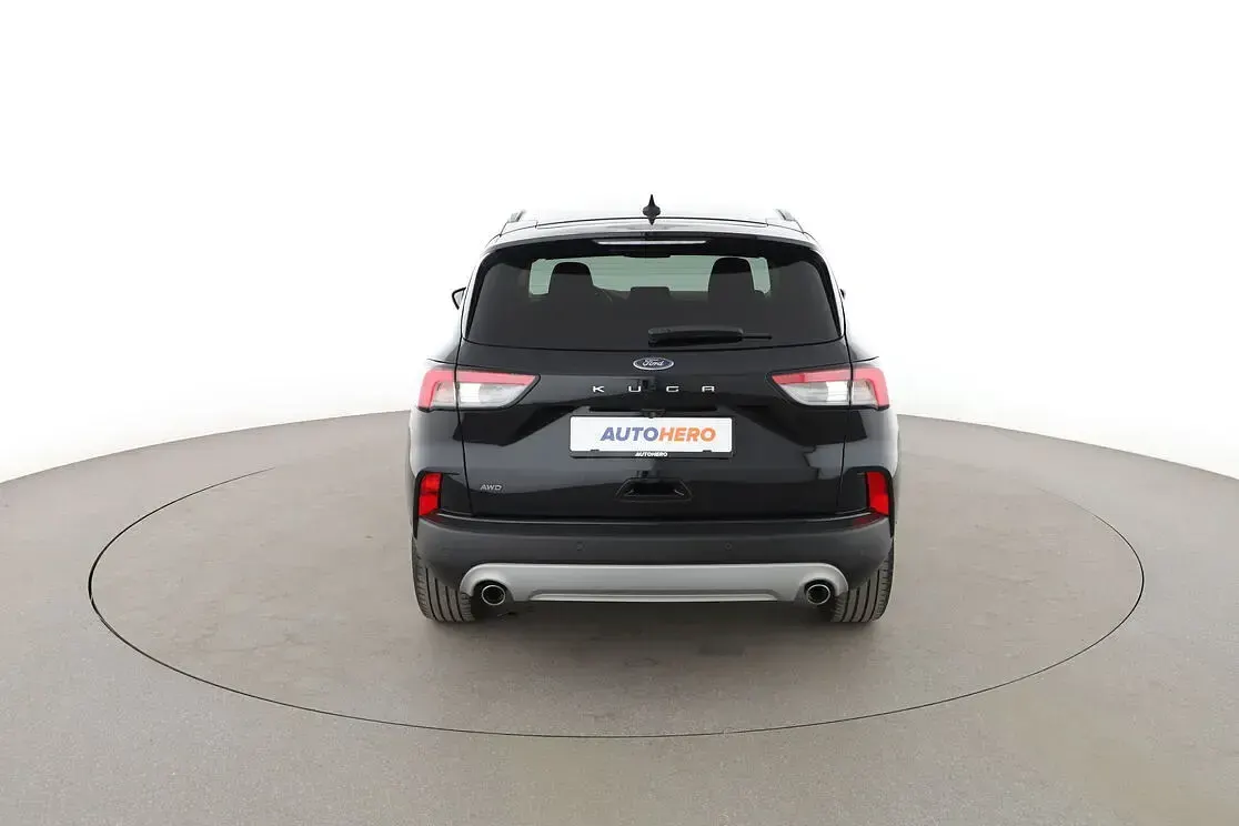 Gebraucht Ford Kuga Titanium 190 PS (139 kW) 2020 Schwarz SUV