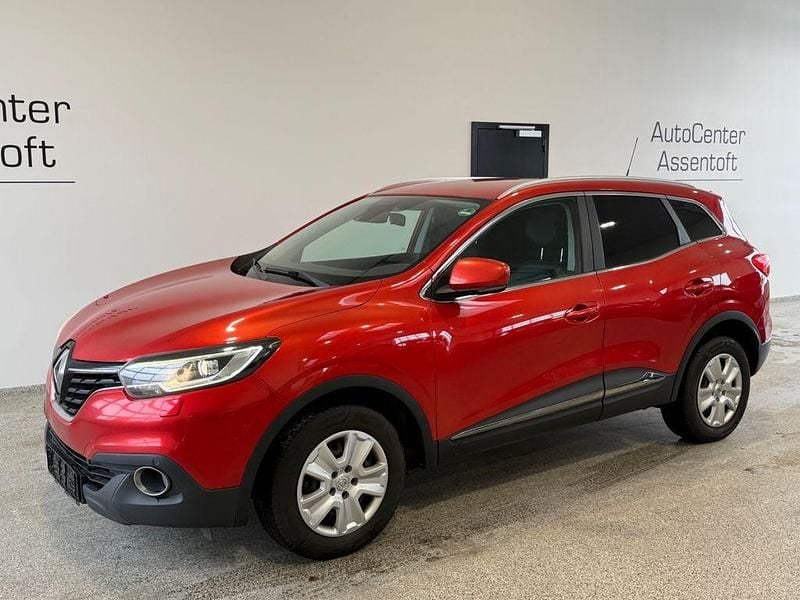 Gebraucht Renault Kadjar LIMITED 110 PS (80 kW) 2016 Rot SUV