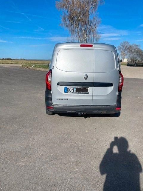Gebraucht Renault Kangoo Techno 116 PS (85 kW) 2024 Silber Van / Kleinbus