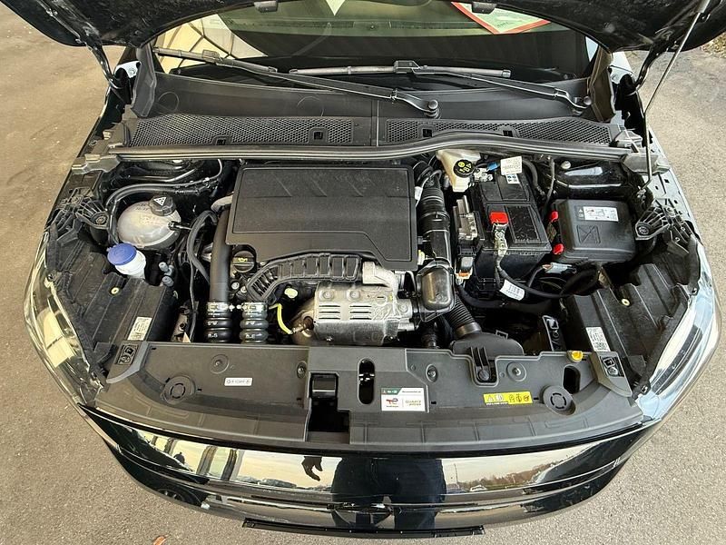 Gebraucht Opel Corsa 101 PS (74 kW) 2024 Schwarz Kleinwagen