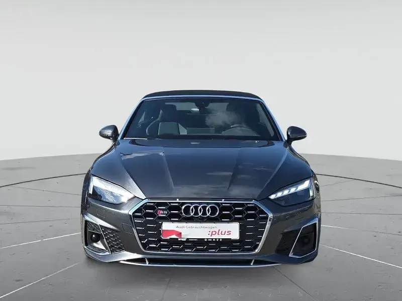 Gebraucht Audi S5 Cabriolet Ambiente 354 PS (260 kW) 2024 Daytonagrau perleffekt verdeck schwarz Cabrio