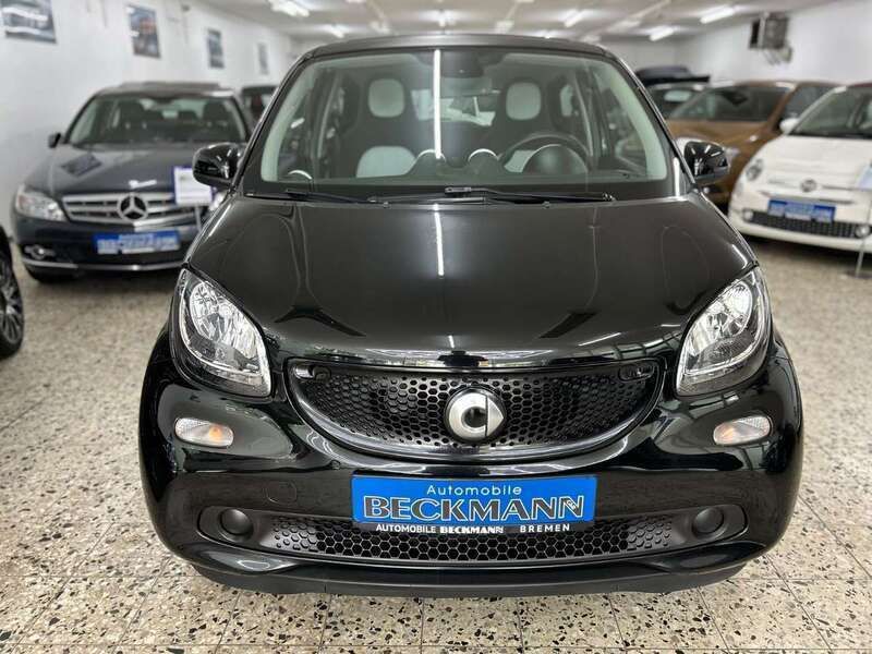 Gebraucht Smart ForFour 71 PS (52 kW) 2015 Schwarz Kleinwagen