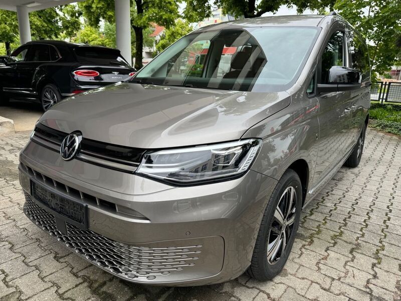 Mojave beige metellic Neu 2024 VW Caddy Maxi Style Van / Kleinbus | 38.990 € (Fairer Preis) - Bild 1/4