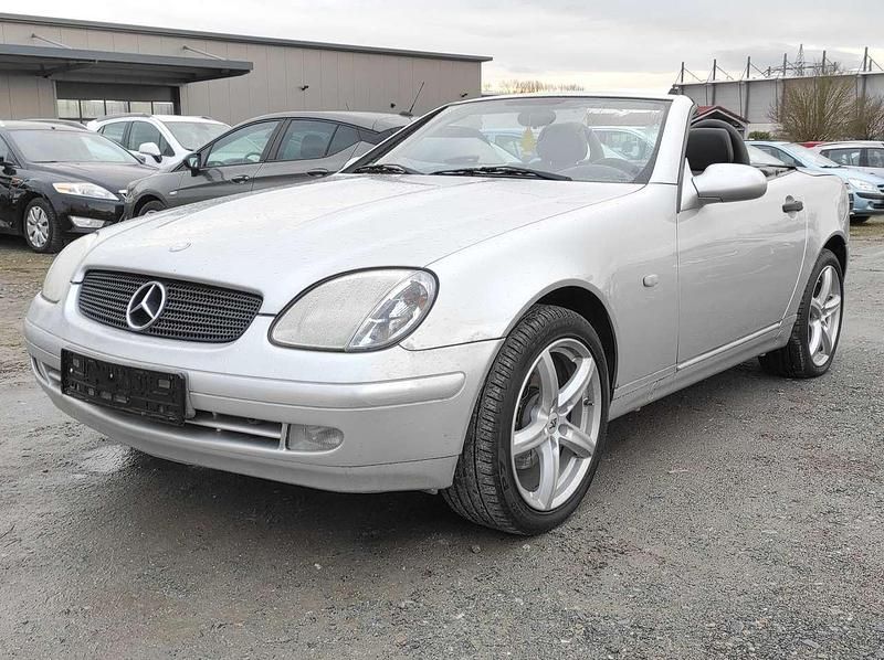 Gebraucht Mercedes SLK200 136 PS (100 kW) 1999 Silber Cabrio