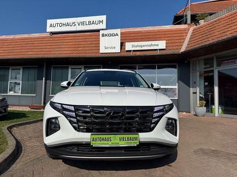 Gebraucht Hyundai Tucson Select 136 PS (100 kW) 2021 Weiß SUV