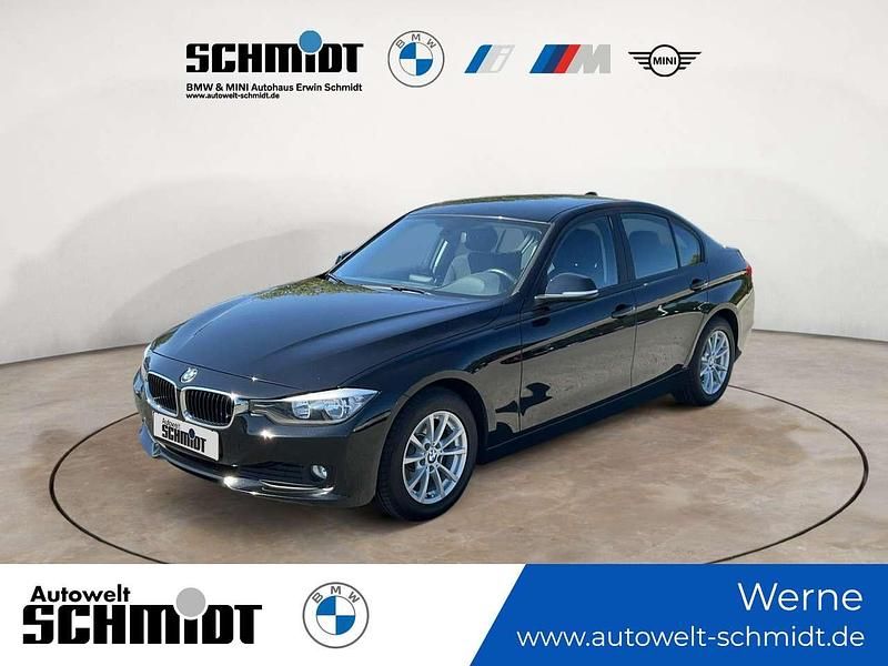 Schwarz Gebraucht 2014 BMW 316 Limousine | 10.888 € (Fairer Preis) - Bild 1/4