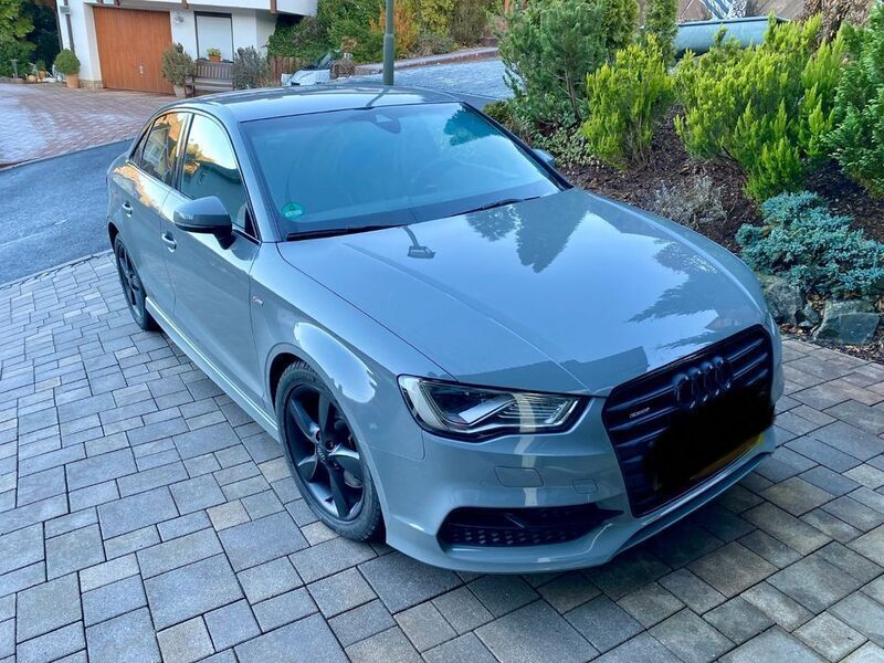 Grau Gebraucht 2016 Audi A3 S-Line Limousine | 18.499 € (Guter Preis) - Bild 1/4