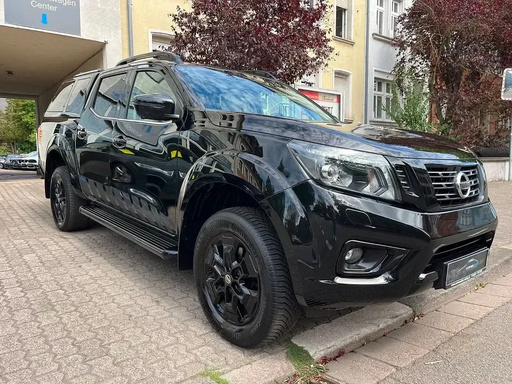 Gebraucht Nissan Navara N-Guard 190 PS (139 kW) 2021 Schwarz Pickup