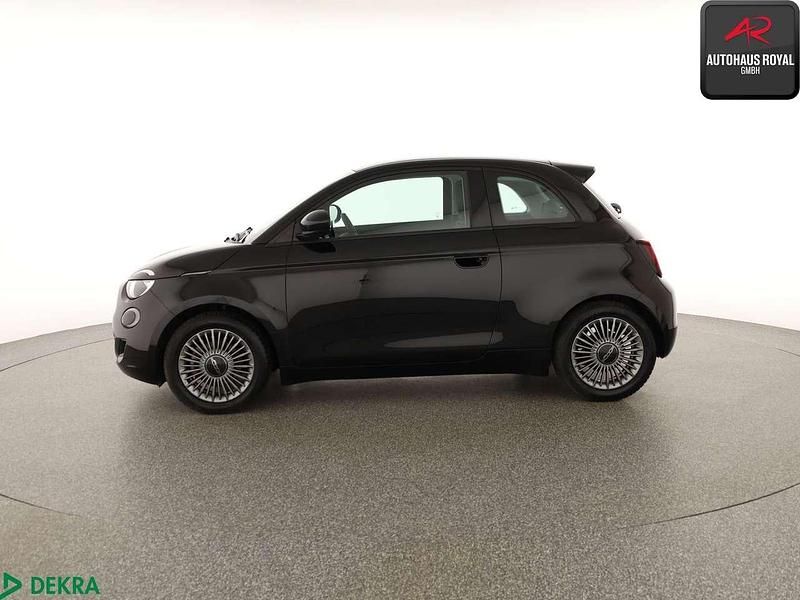 Gebraucht Fiat 500e 86 kW (118 PS) 2022 Colore esterno (onyx schwarz) Limousine