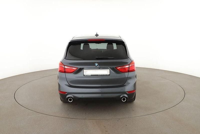 Gebraucht BMW 220 Gran Tourer 190 PS (139 kW) 2021 Grau Van / Kleinbus